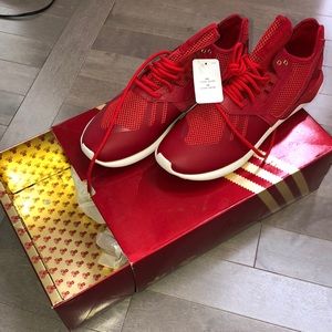 Red Tubular Runner CNY